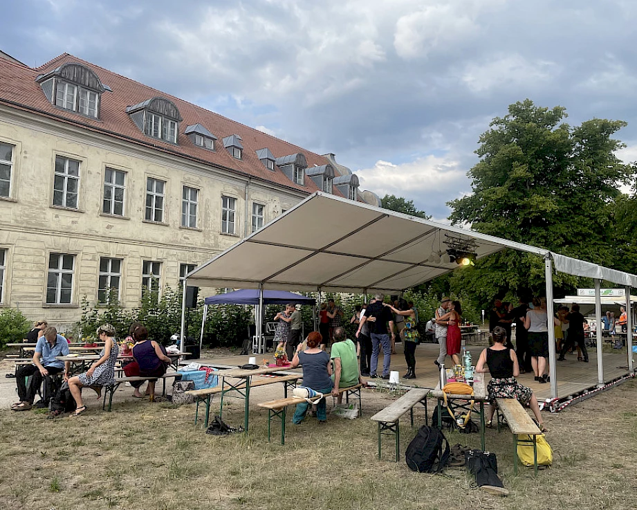 Hei&szlig;e Rhythmen am Schloss F&uuml;rstenberg